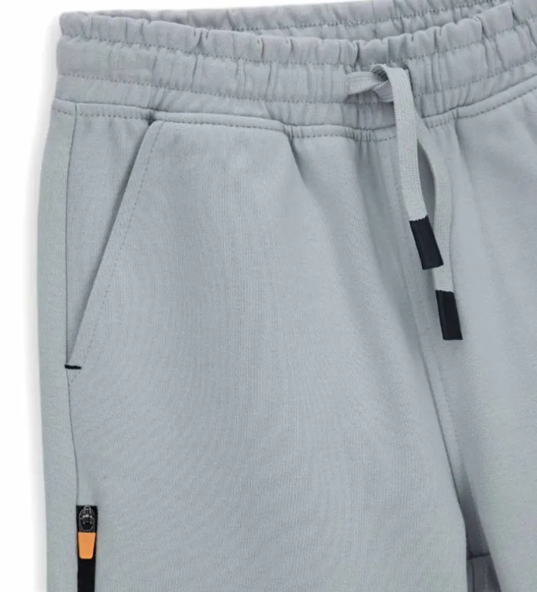 Bermuda in interlock