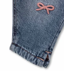 Jeans con ricami