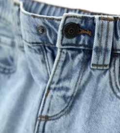 Jeans con tasche